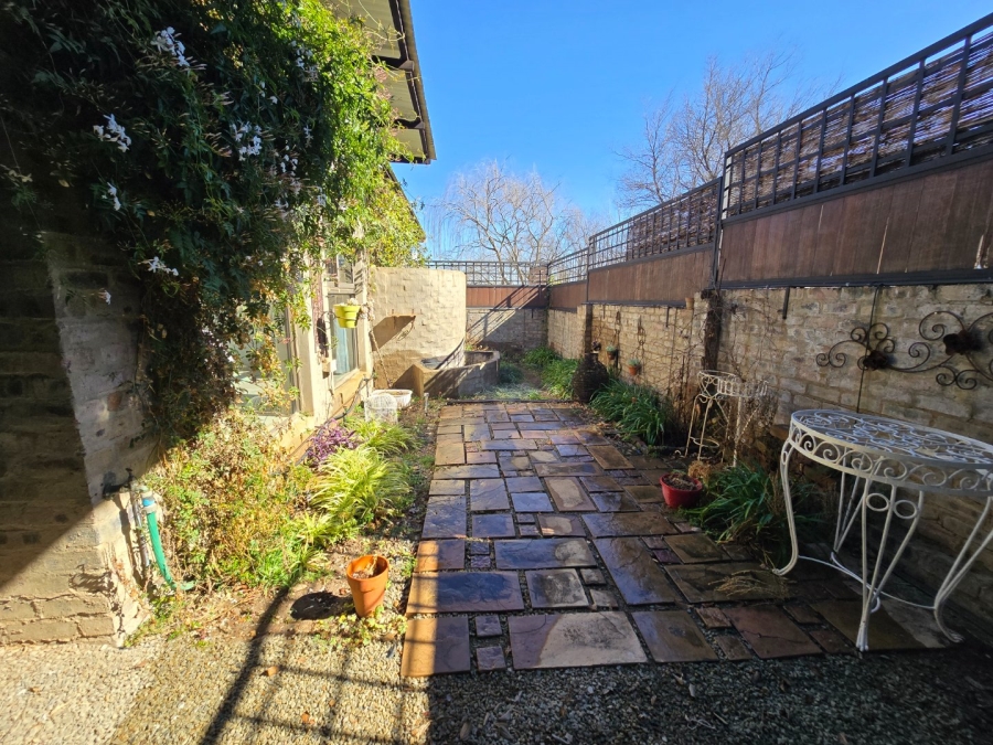 4 Bedroom Property for Sale in Viljoenskroon Rural Free State